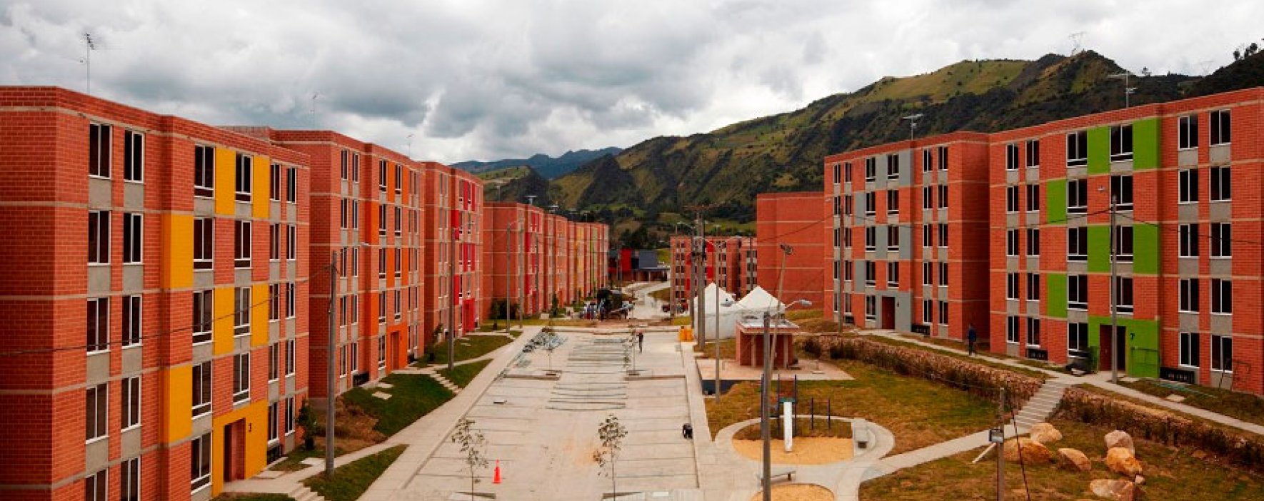 El área aprobada para construcción cayó 3,4% en Colombia