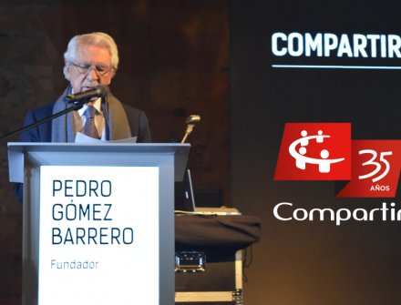 Pedro Gómez en celebración 35 años Fundación Compartir