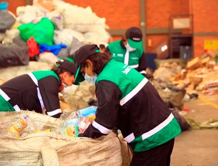En Colombia se prepara normas para beneficiar a los recicladores 