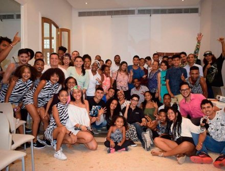 Jóvenes le apuestan a la paz en Cartagena