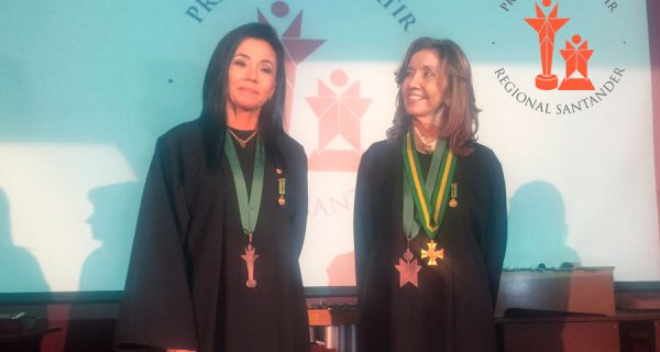 Emotiva ceremonia del Premio Compartir Regional Santander
