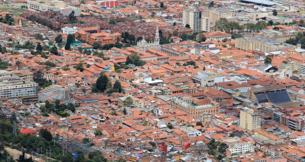 En Bogotá se legalizarán más de 70 barrios
