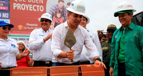 Minvivienda visitó el Cesar para llevar inversiones de vivienda y apoyar la construcción